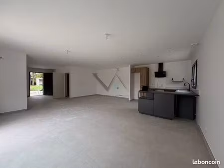 villa 5 pièces 135 m²