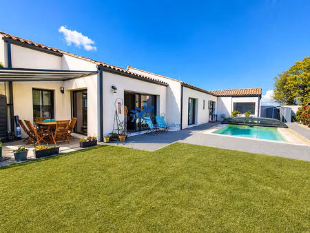 la jarne maison plain pied 4 chambres garage jardin piscine et spa