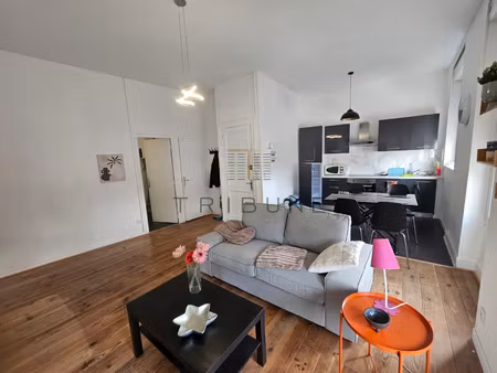 location appartement t3 meublé - agen centre balcon