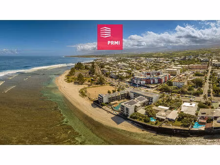 saint-pierre front de mer - appartement t2 en rez de jardin avec parking