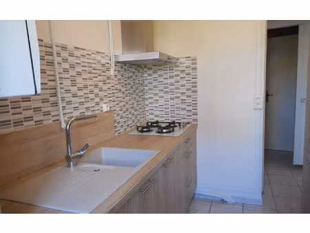 appartement saint-raphaël 52.2 m² t-3 à vendre  170 000 €