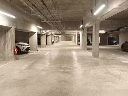 places de parkings sous sol clamart