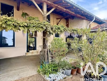 maison de village à chevroux (01190)