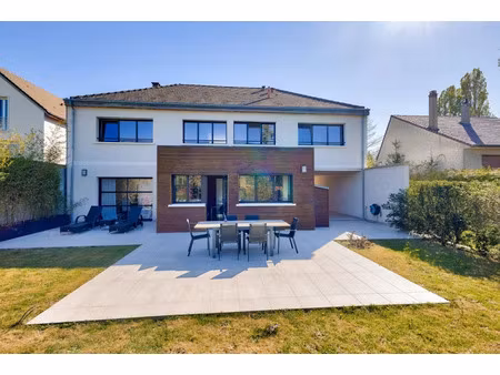 vente maison 8 pièces 201 m² à les loges-en-josas (78350)  1 300 000 €