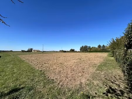 pujols : terrain à bâtir 1300 m²