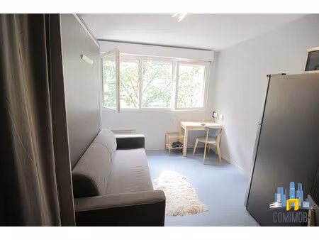 faubourg - studio avec lit et lv