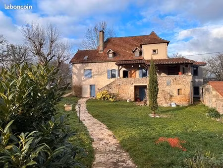 propriété 6 pièces 180 m²