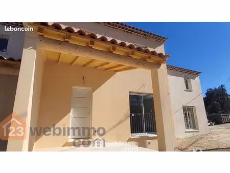 villa 4 pièces 82 m²