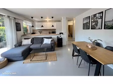 appartement 2 pièces avec terrasse sud-ouest