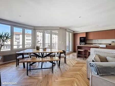 appartement 4 pièces 93 m²