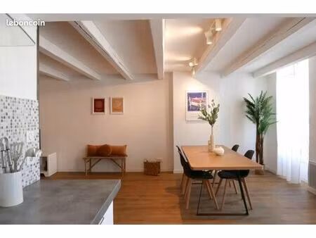 chambre 1 pièce 138 m²