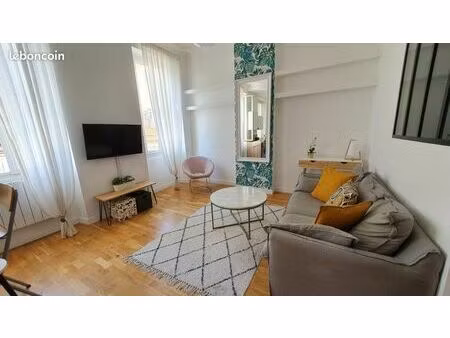 à louer – t2 meublé 33 m² – lumineux – idéal étudiant – marseille 6e (castellane)