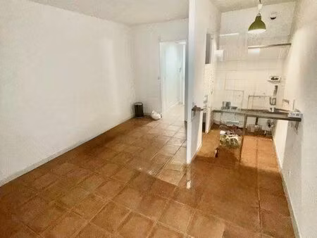 studio marseille 13006