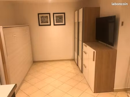 location appartement t1 à port saint louis du rhône