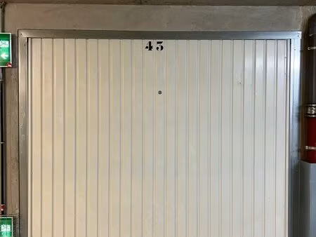 garage fermé motorisé