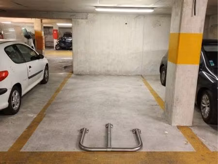 place parking - camas