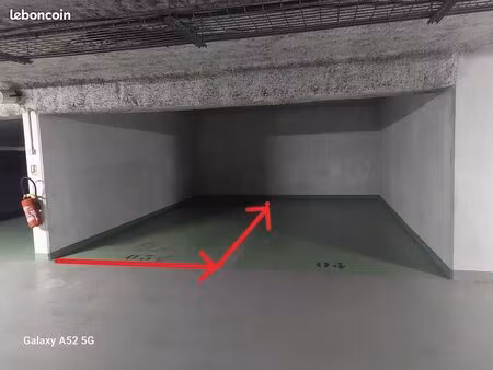 parking prive paris 12