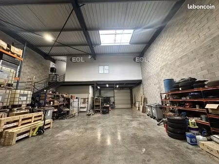 local d'activité 350 m²