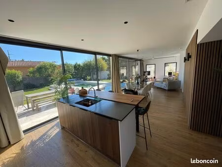 a louer maison 130m2 avec 3ch avec piscine