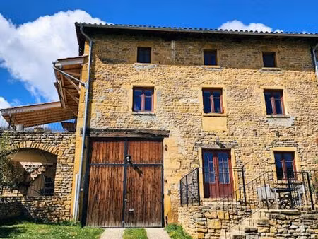 maison 7 pièces 161 m²