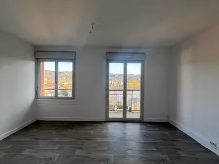 appartement 3 pièces 56 m²