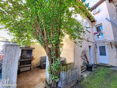 maison de village 2 pièces 78 m²