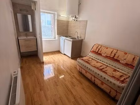 studio meublé rénové – grande rue croix-rousse