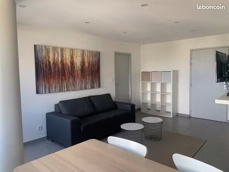 meublé 4 pièces 80 m²