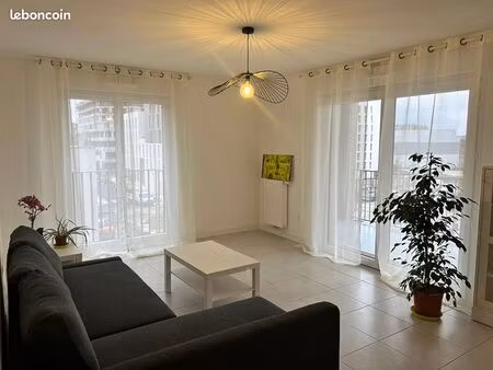 appartement 3 pièces 82 m²