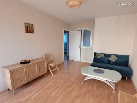 t2 meublé 48m² très lumineux et calme