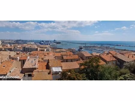 t2 cv  quartier haut  vue mer