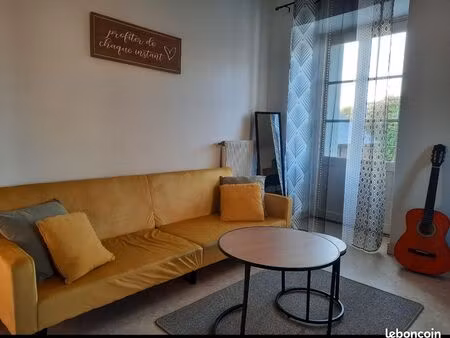 grand t2 59m² avec parking plein centre