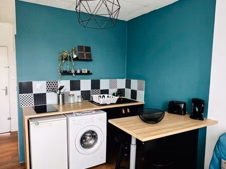 studio meublé 17m² idéal étudiant – proche ifsi – calme + parking