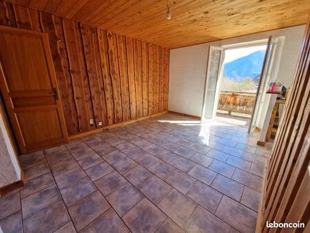 appartement 3 pièces 44 m²