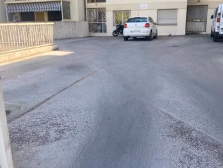à louer place de parking carnot petit juss