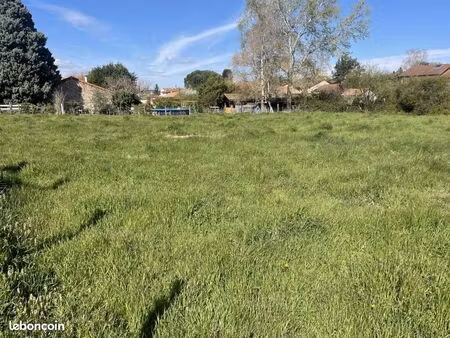 terrain 500 m² quincieux