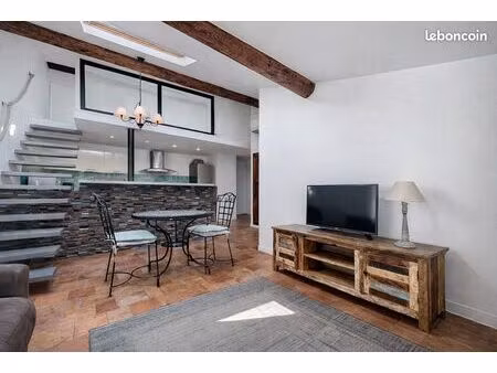 vieil antibes appartement t3 de charme au cœur d’une adresse emblématique