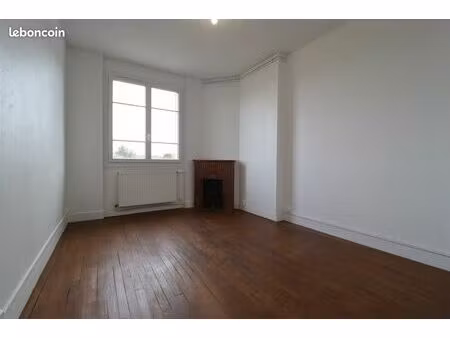 studio 1 pièce 24 m²