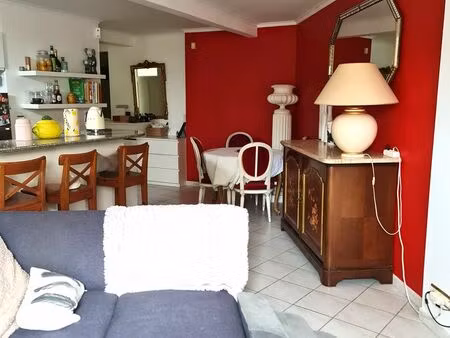 beau 4 pièces  terrasse  rue arson