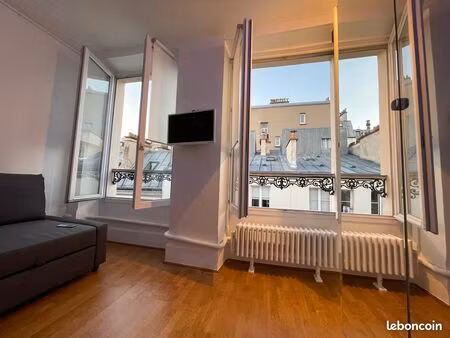 loue studio meublé de 15m² au pied de montmartre - paris 9ème