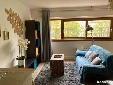 studio 1 pièce 35 m²