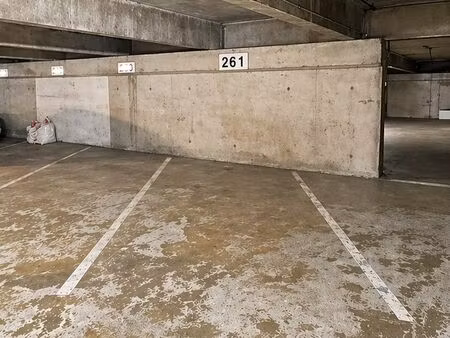 parking 18 eme - vidéosurveillance