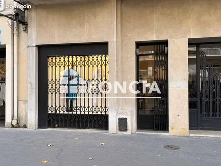 local commercial 54m² à louer 1499 - paris 75011