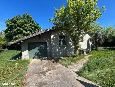 villa 5 pièces 120 m²