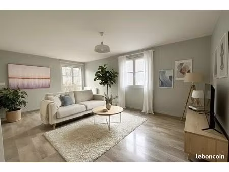 coeur point du jour: rez de jardin avec parking