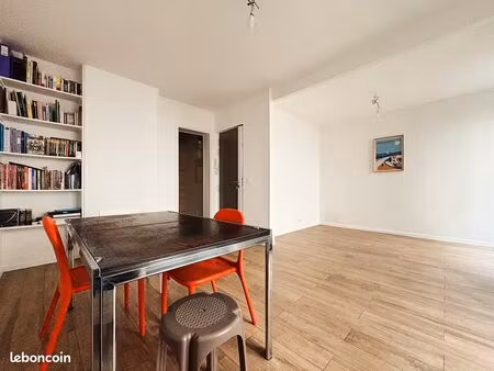 paris 11 - pied-à-terre idéal - quartier vivant