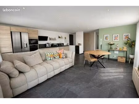 appartement 3 pièces 65 m²