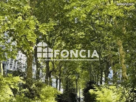 local commercial 218.43m² à louer 9985.21 - paris 75014