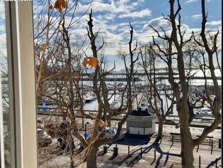 maison sur le port de l estaque