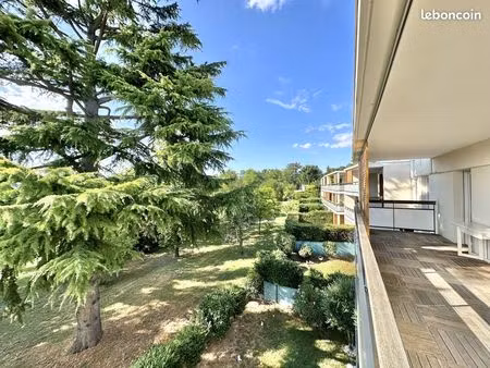 appartement 3 pièces 80 m²